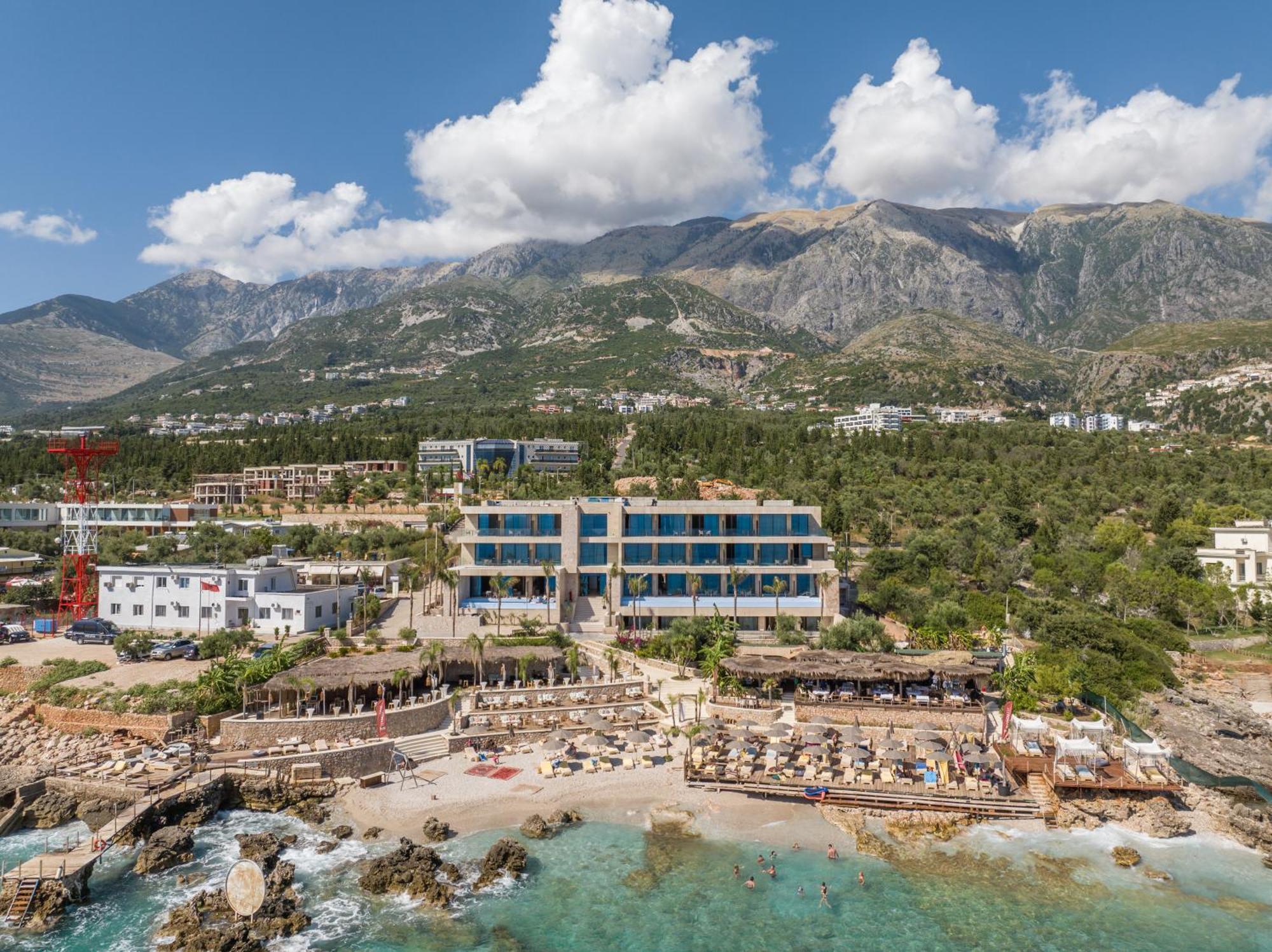 Beyond A Luxury Boutique Hotel Dhërmi Exterior foto